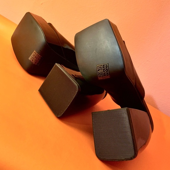 Public Desire Black, Faux Patent Leather Platform Square-Toe Mules Women's 8 - Picture 7 of 11